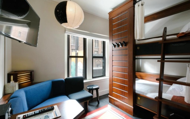 Premium Quadruple room