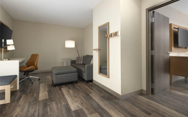 Double Suite