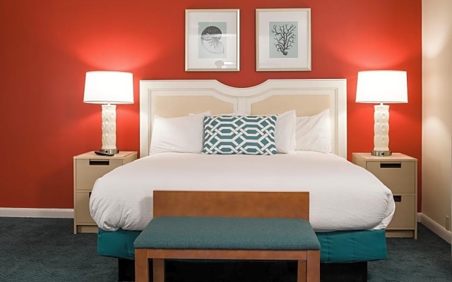 Standard Double room with partial ocean view