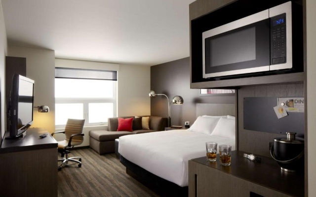 Den Double room