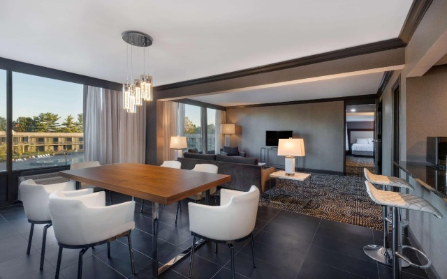 2 Bedrooms Presidential Quadruple Suite