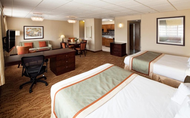 Deluxe Suite