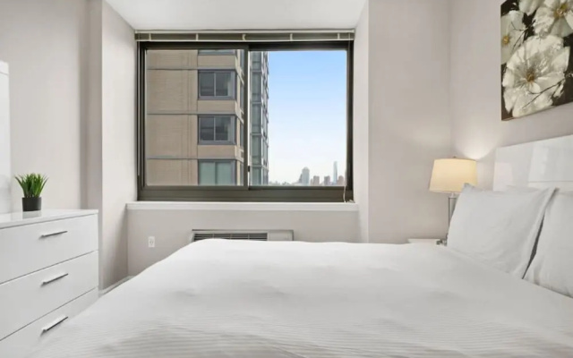 2 Bedrooms Luxury Apartment