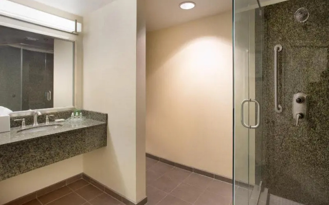 Suite with balcony