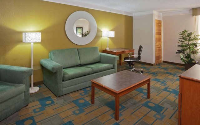 Double Suite
