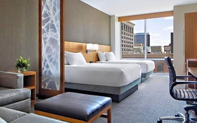 Quadruple room with city view