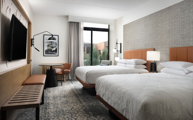 Standard Quadruple room with courtyard view