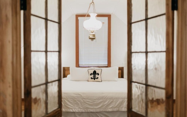 Deluxe Double Suite