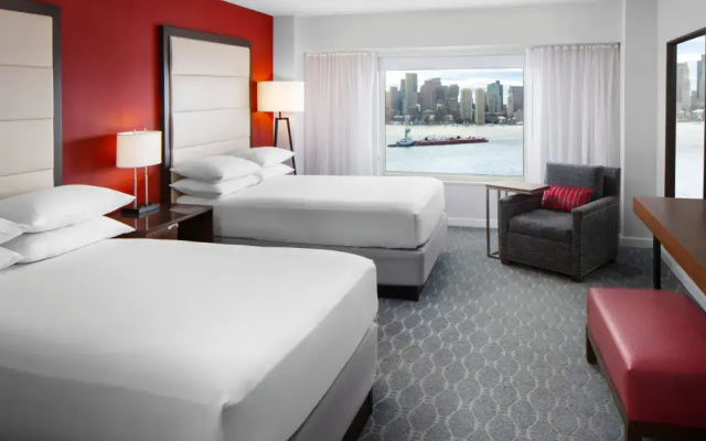 Twin room with harbour view