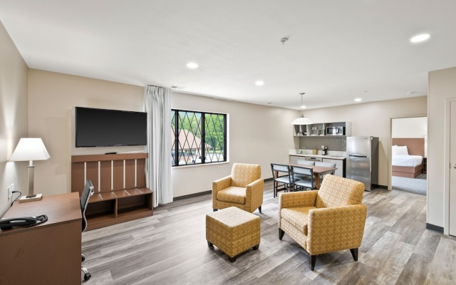 1 Bedroom Family Suite