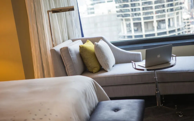 1 Bedroom Suite with river view