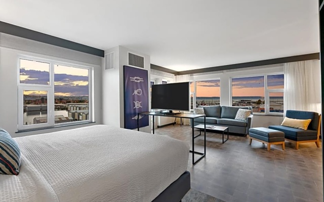 Double Suite with water view