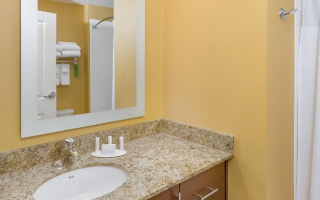 2 Bedrooms Suite