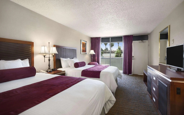 Quadruple room
