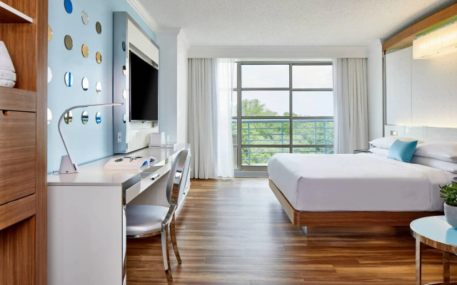 Executive Double Club Suite