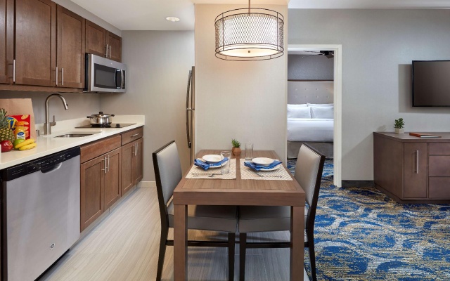 Double Suite