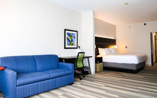 Deluxe Double Suite