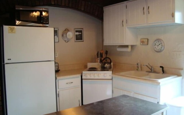 Standard Chalet