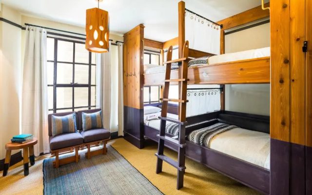 Bed in Dorm