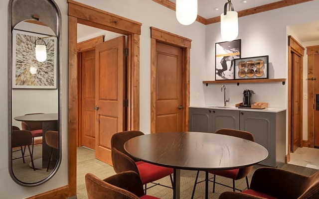 Standard Junior Suite