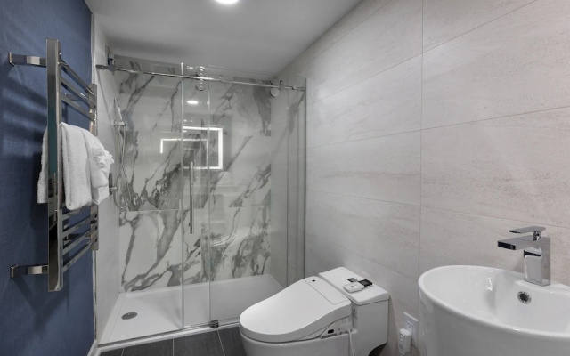1 Bedroom Premium Suite oceanfront