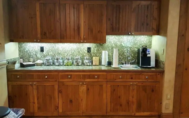 Standard Studio