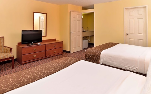 1 Bedroom Quadruple Suite