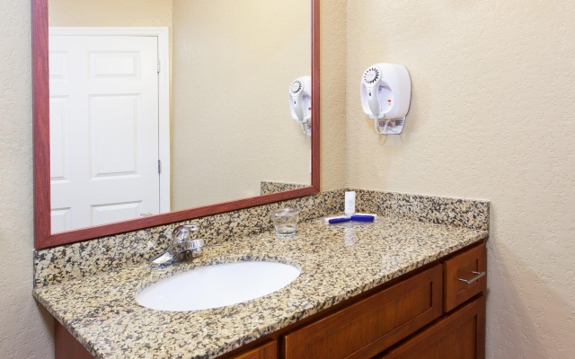 1 Bedroom Double Suite