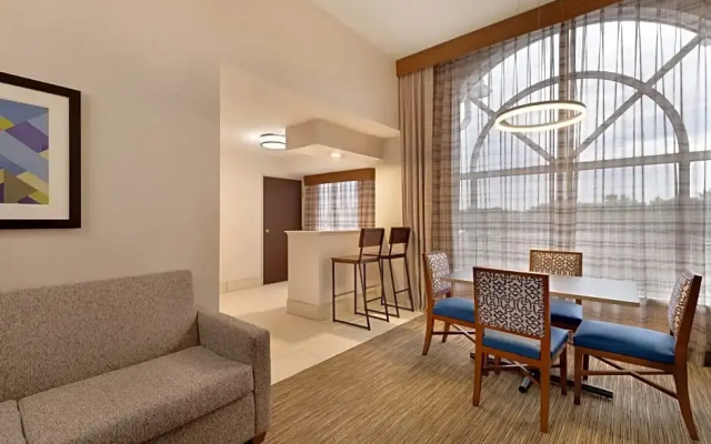 1 Bedroom Double Suite