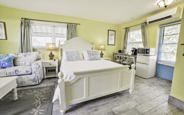 Key Double Suite