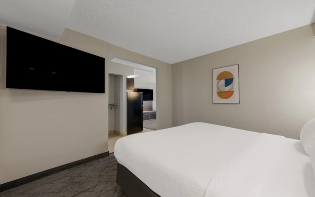 Double Suite