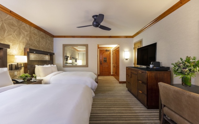 Quadruple room with mountain view