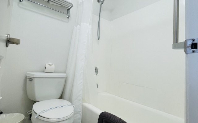 Comfort room
