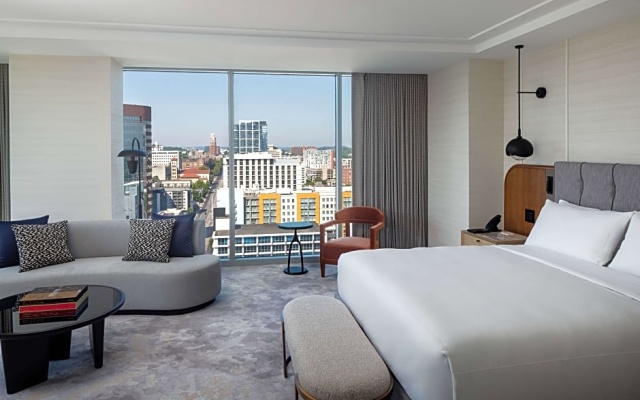 1 Bedroom Presidential Accessible Double Suite