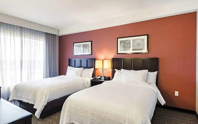 2 Rooms Hearing Accessible Twin Suite