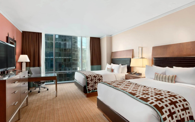 Deluxe Quadruple room with park view