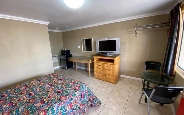 Economy room
