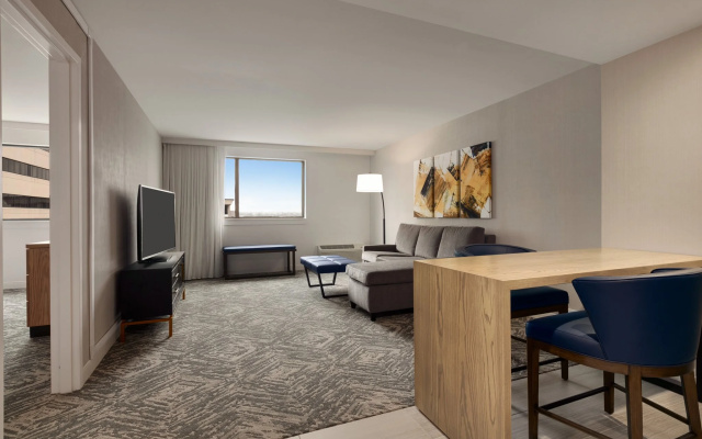 2 Bedrooms Suite