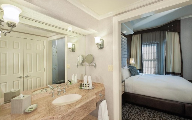 1 Bedroom Suite