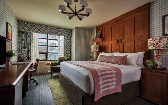 Economy room