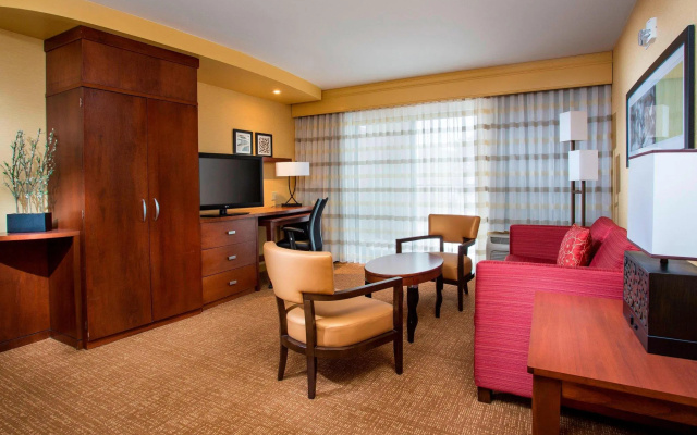 1 Bedroom Double Suite with balcony and with courtyard view