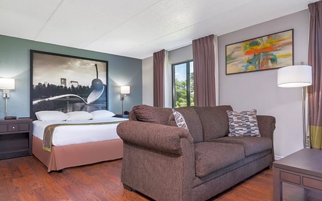 Sextuple Suite