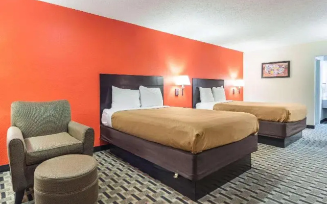 Standard Sextuple room