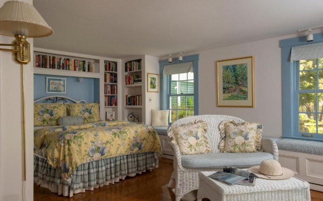Standard Double room with garden view
