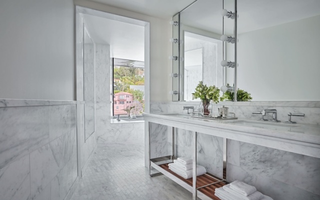 Suite with sunset view