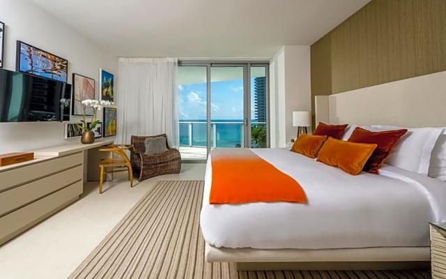 1 Bedroom Suite with ocean view