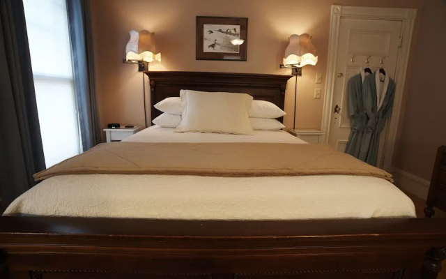 Standard Double room with garden view