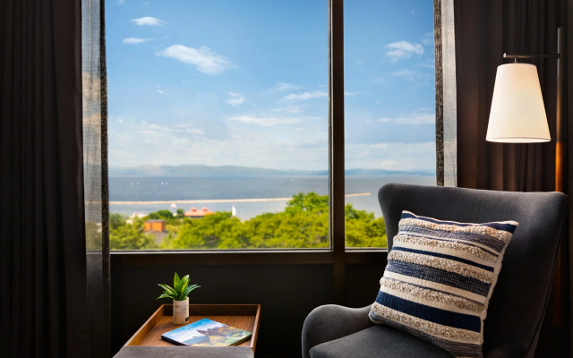 Standard Double room with partial view