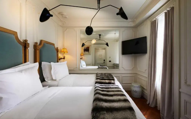 Twin room