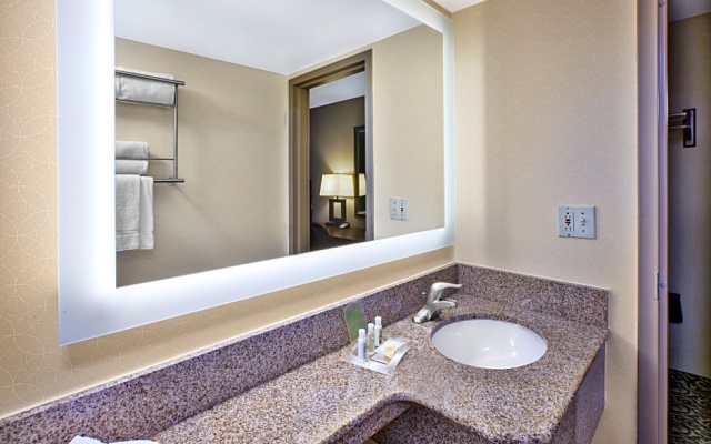 1 Bedroom Double Suite